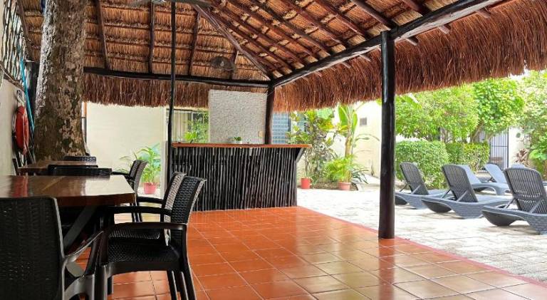 Rental apartment with pool — photo 4