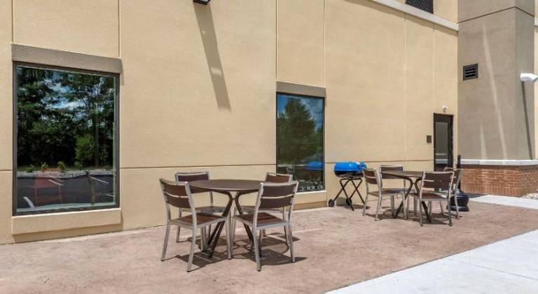 Comfort Suites Dry Ridge — photo 5