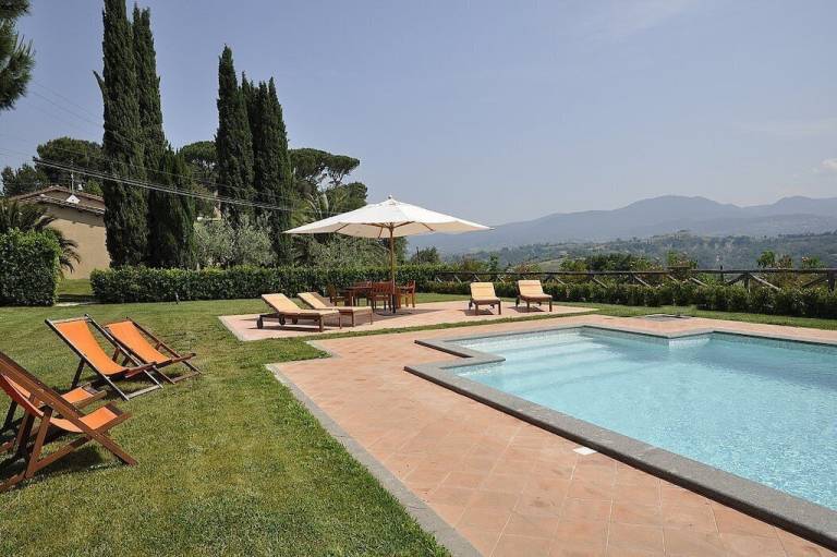Villa  Magliano Sabina