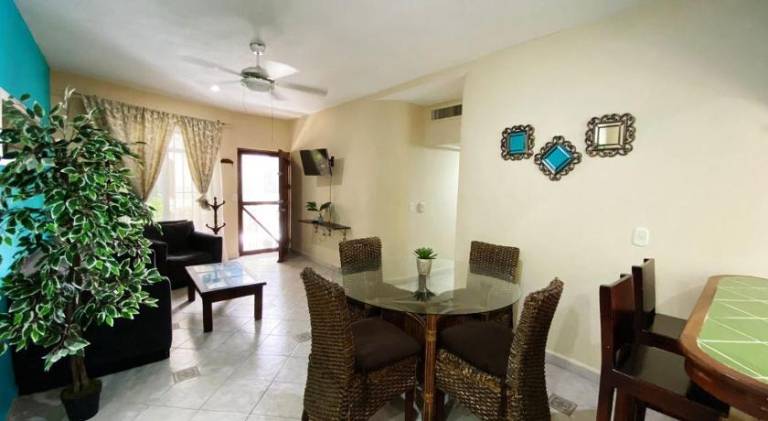 Holiday apartment with garden, pool & patio | Beach nearby | Dogs allowed — photo 5