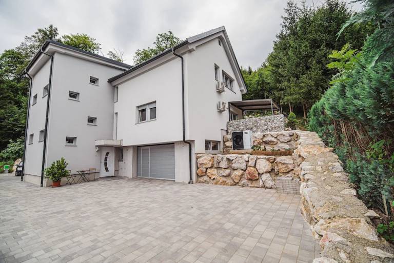 Apartma Babni Vrt