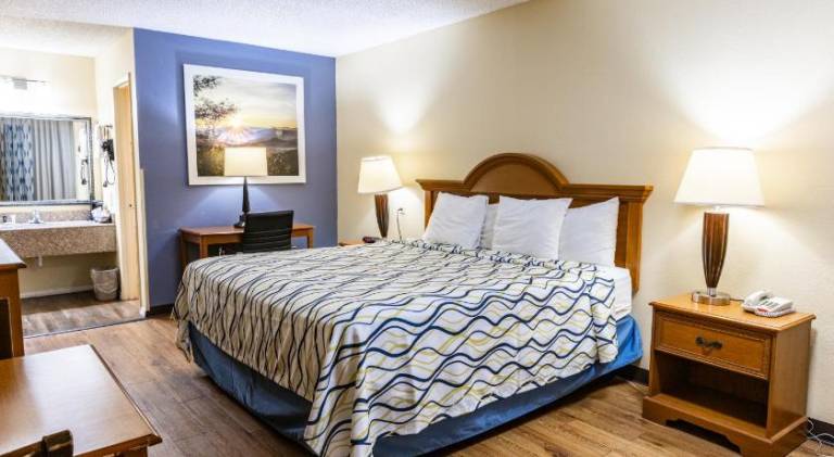 Boerne Inn and Suites — photo 2