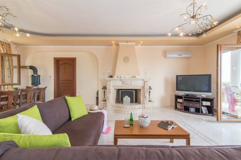 Villa with terrace, garden & heated pool | Garden view | Good for workation — photo 5