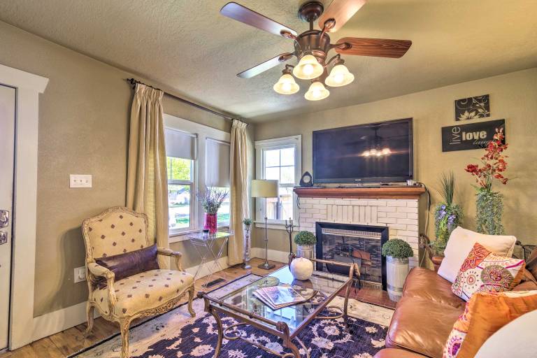 Charming Home in Downtown Nampa w/ Patio + Yard! — photo 5