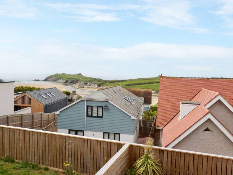 Family-oriented cottage with garden | Beach view | Next to the beach | Pets are welcome — photo 3