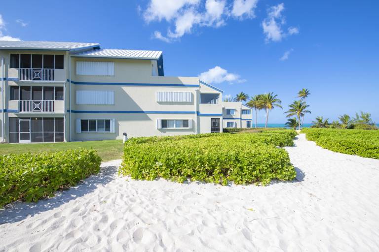 Condo  Rum Point