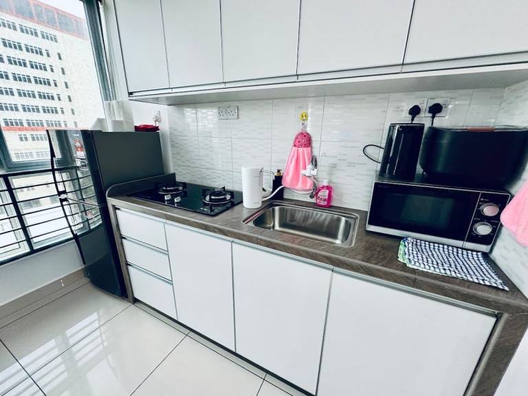Apartment | Close to Wat Chayamangkalaram | Good for workation | Pet-friendly — photo 4