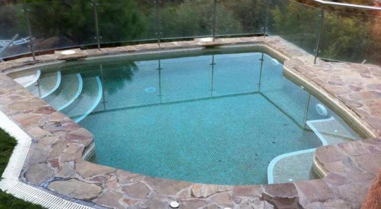 Fully equipped house with barbeque, terrace & yard | Perfect for remote work | Pets allowed — photo 4