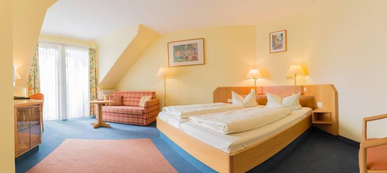 Doppelzimmer Dusche oder Bad WC Balkon