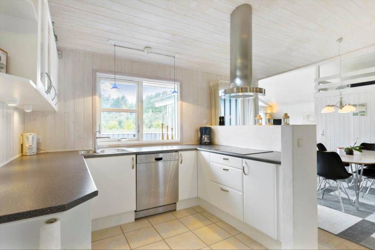 Child-friendly nice house with sauna, jacuzzi & terrace | Pets are welcome — photo 5