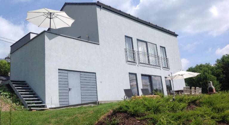 Rental apartment with BBQ, garden & terrace in Malmedy