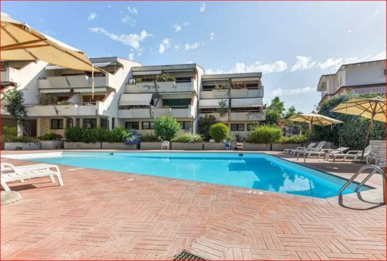 Family-oriented charming villa with garden | Pets are welcome — photo 4