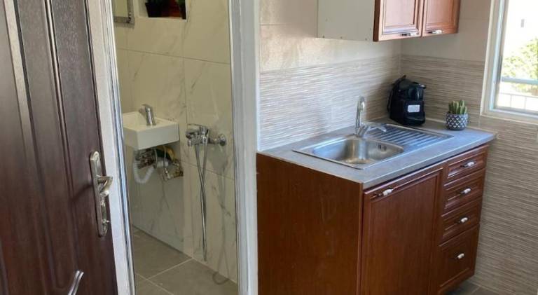 Rental apartment with jacuzzi & patio | Near Acropolis of Athens — photo 4