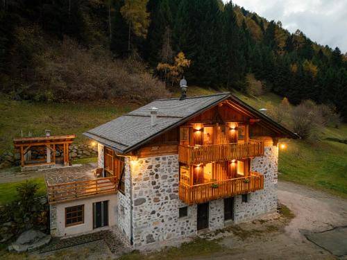 Wonderful holiday apartment with yard | Pets allowed in Vermiglio