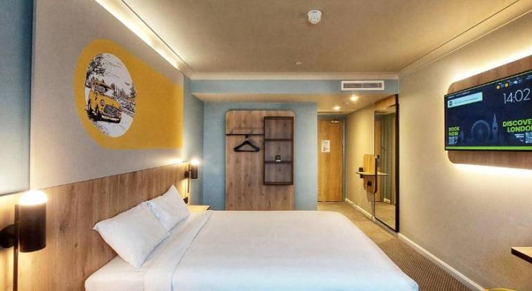 B&B HOTEL London Heathrow in Slough