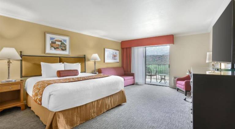Best Western Plus Arroyo Roble Hotel & Creekside Villas in Sedona, AZ