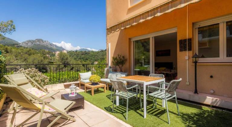 Apartment with pool & patio | Suitable for remote work — photo 3