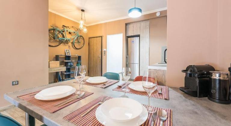 Stylish Luxury Apartment near Acropolis at Neos Kosmos metro station — photo 4