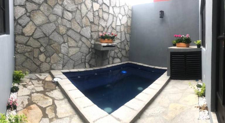 Villa with pool — photo 5