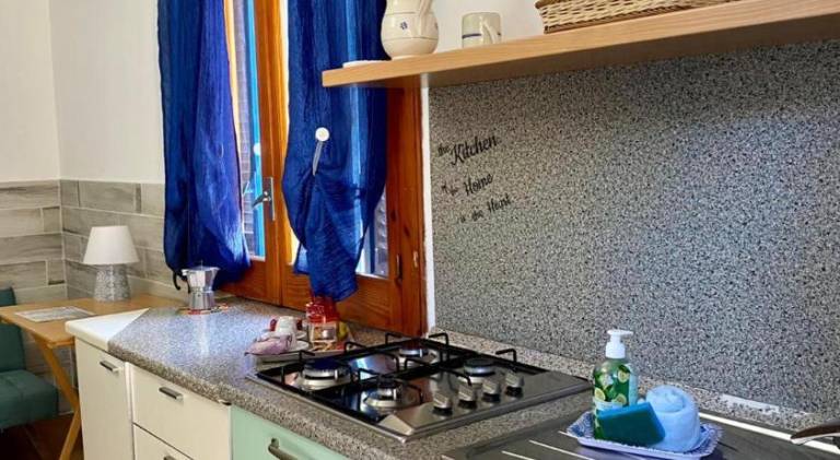 Holiday apartment with garden, terrace & BBQ — photo 4