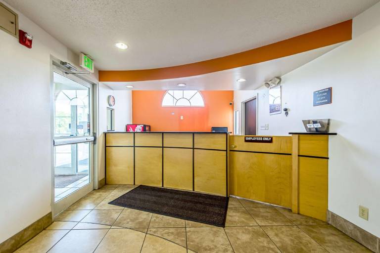 Motel 6 Indianapolis, IN — photo 4