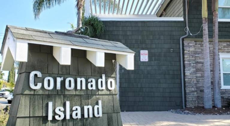 Coronado Island Inn — photo 2