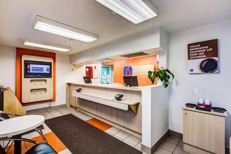 Motel 6 Wheat Ridge, CO - West - Denver North — photo 2