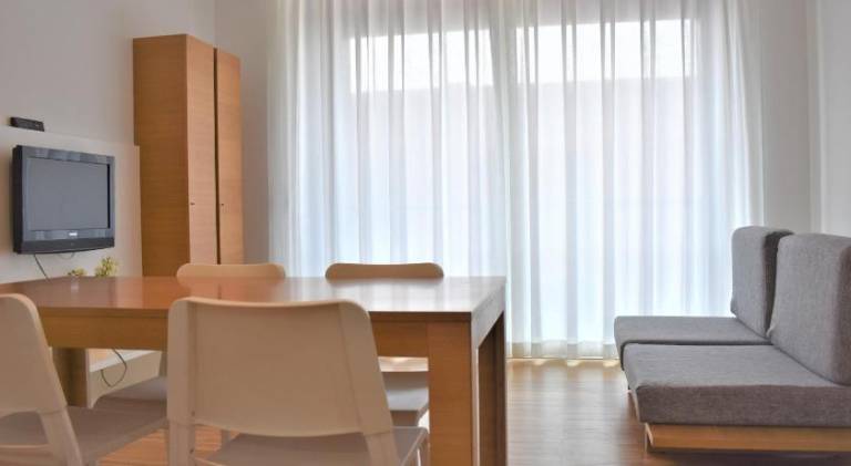 Serviced apartment with yard & patio in Vicenza