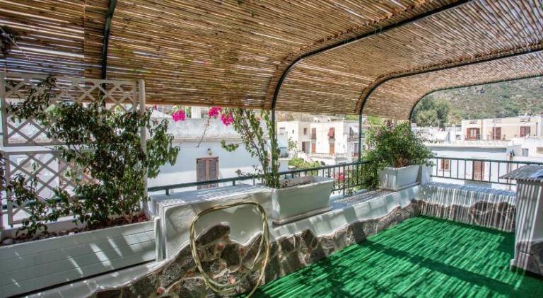Holiday apartment with 2 rooms for 6 persons — photo 3