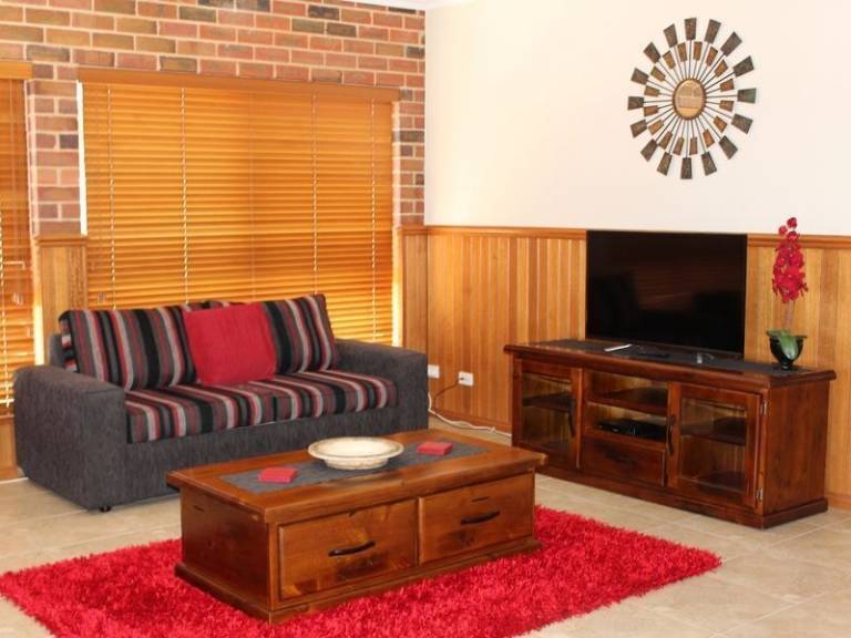 House Swan Hill