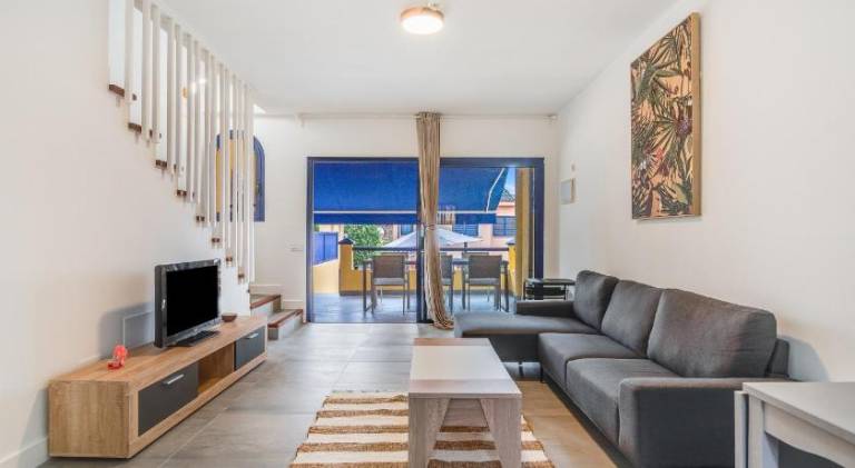 Villa with yard, barbecue & hot tub | Next to the beach | Perfect for remote work | Pets allowed — photo 2