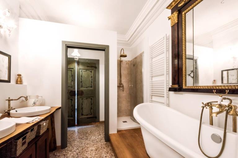 Villa with BBQ & garden | Suitable for remote work | Pets allowed — photo 2