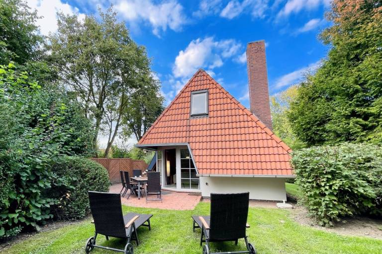 Ferienhaus Knechtsand 26. An Strand und Kutterhafen. — photo 2