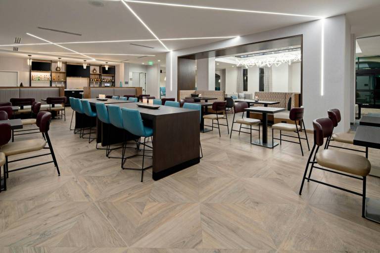 Residence Inn by Marriott Valencia — photo 5