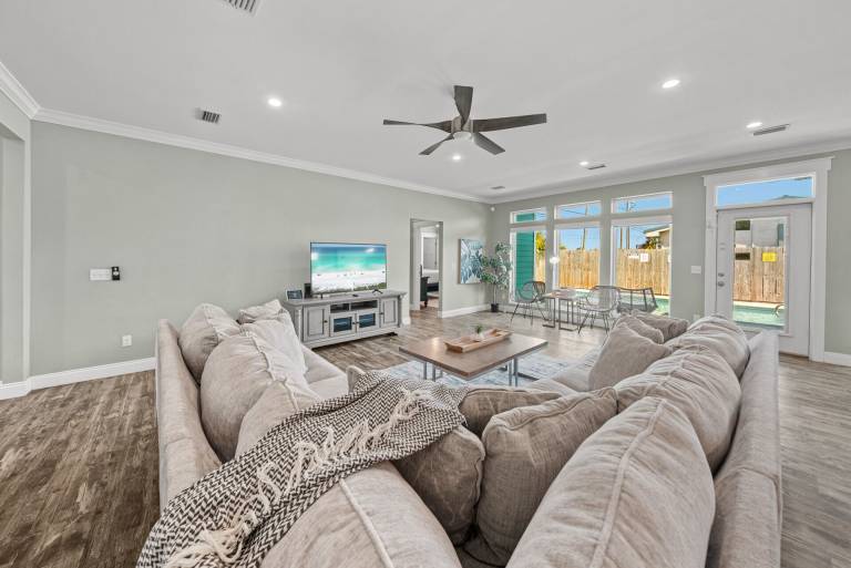 House Lower Grand Lagoon