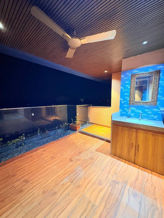 House with 4 rooms for 15 persons — photo 4