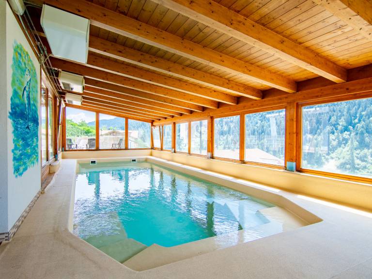 Holiday apartment with garden, heated pool & patio | Nature view — photo 2