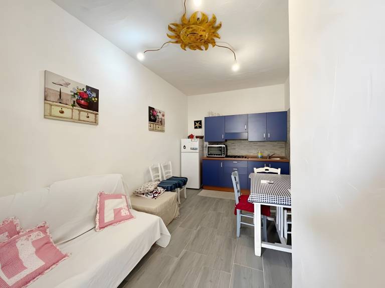 Holiday apartment with terrace, yard & BBQ | Garden view — photo 5