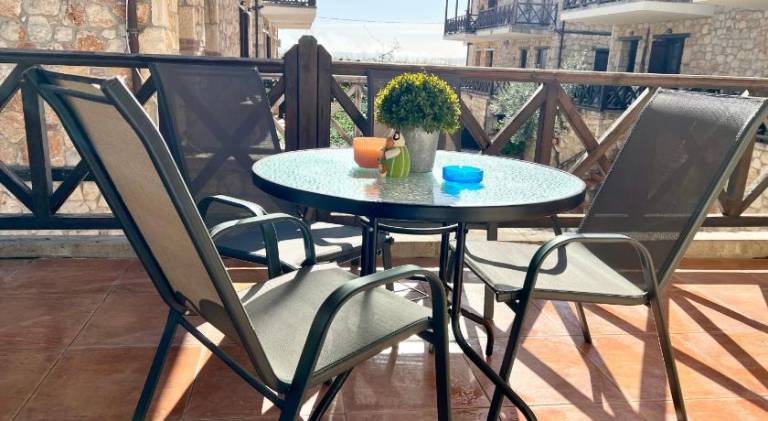 Charming vacation home with BBQ, jacuzzi & patio | Close to the beach | Good for workation | Pets allowed — photo 4