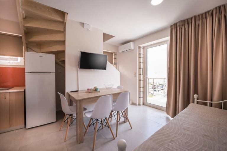 Apartment | Close to the beach | Suitable for remote work | Pets allowed in Chania