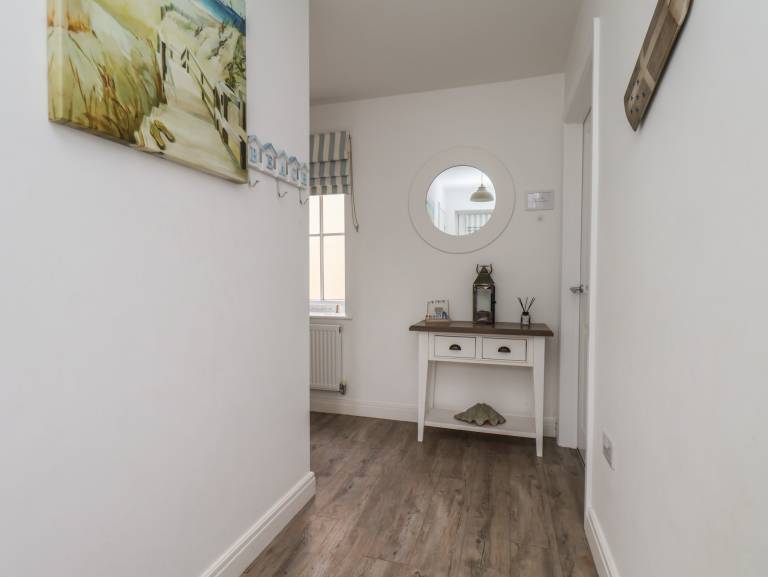 Coastal Cottage — photo 3
