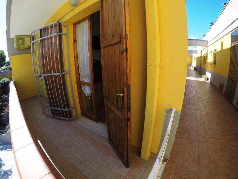 Holiday apartment with pool & terrace — photo 2