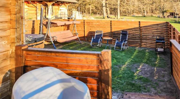 Vacation home with hot tub — photo 2