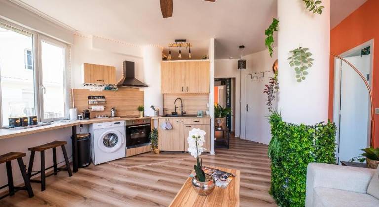 Holiday apartment with 2 rooms for 6 persons — photo 2