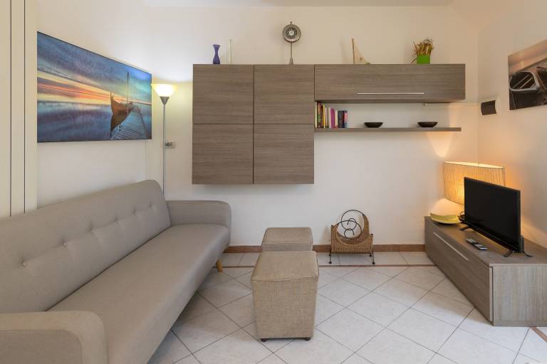 Holiday Home 'Castiglioncello Mare Apartment' with Private Terrace, Wi-Fi and Air Conditioning — photo 4