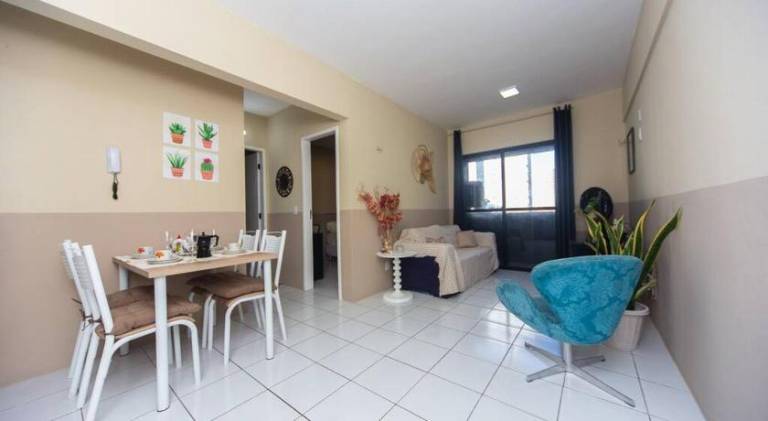 Apartment with pool — photo 4