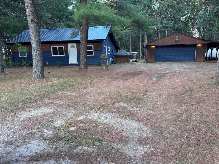 Cabin Sand Lake