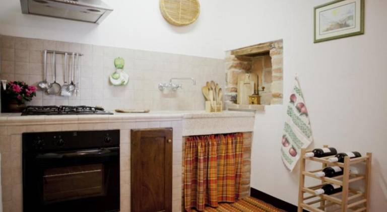 Apartment with pool — photo 4