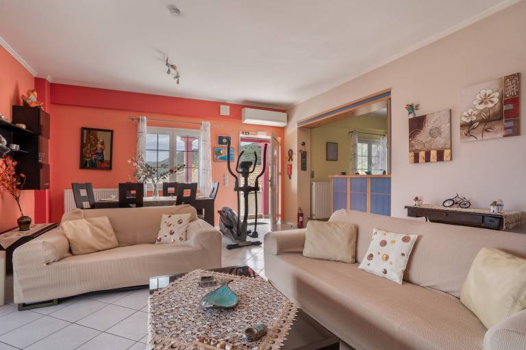 Apartment 'Zois' with Private Terrace, Wi-Fi and Air Conditioning — photo 4
