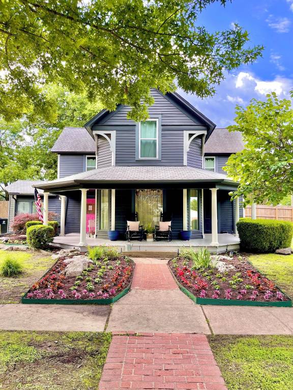 House  Broken Arrow